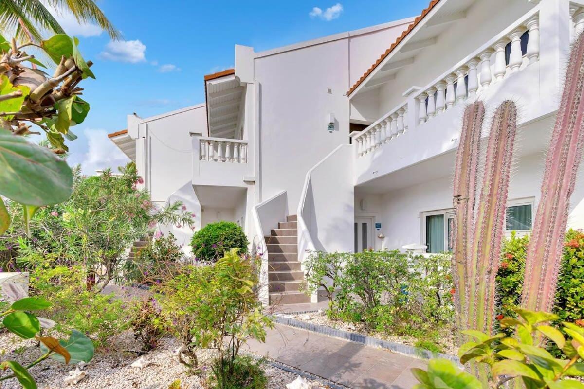 Belmar Oceanfront Apartment 14 Divers Paradise Playa Exterior photo